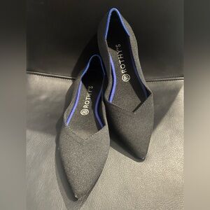 Rothy's Women's Black and Blue Flats